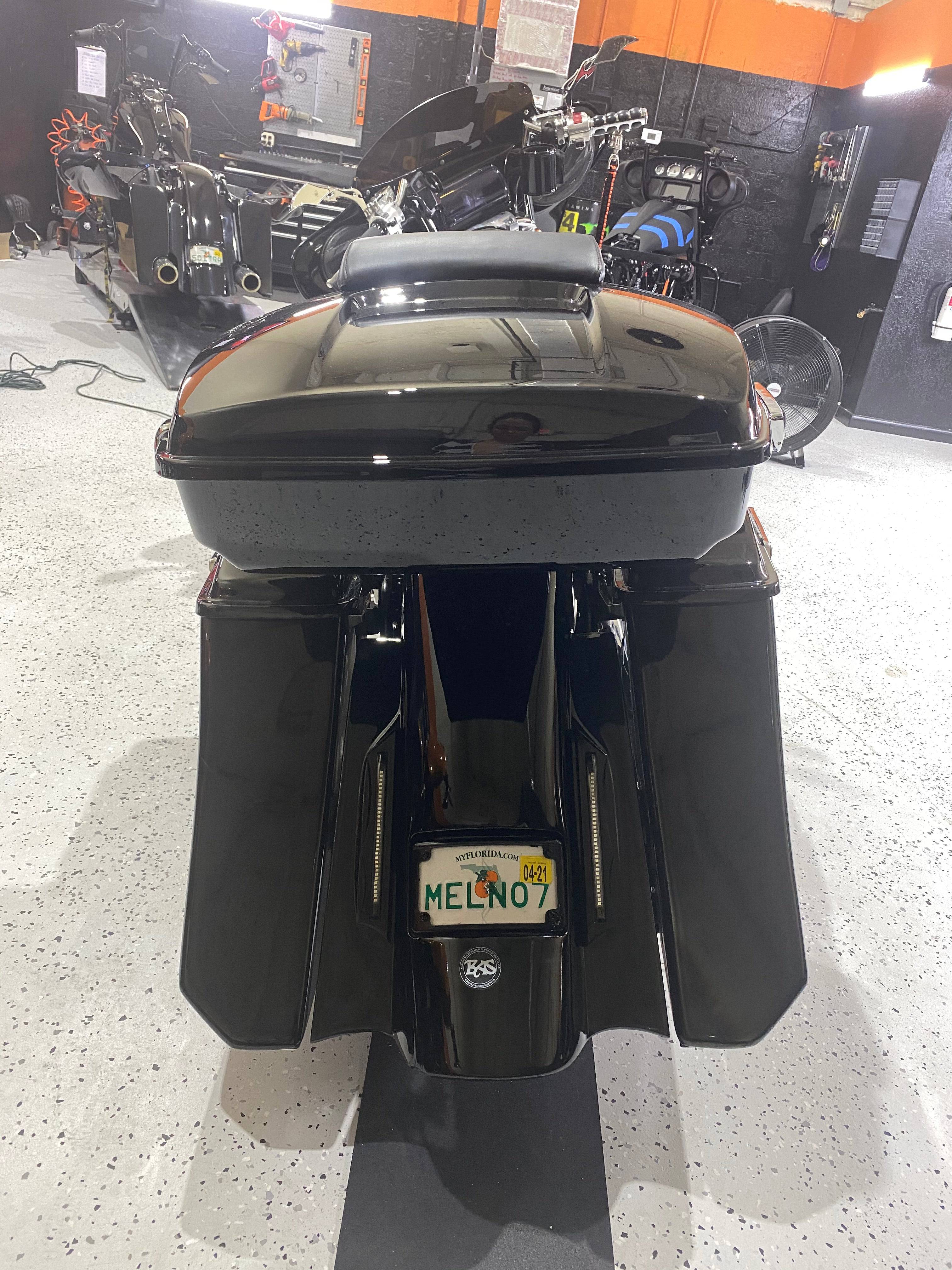 Honda VTX 1800 Razor Tour Pack - Backyard Air Suspension & Innovations, LLC.