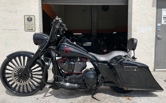 Harley Adjustable Manual Center Stand - Backyard Air Suspension & Innovations, LLC.